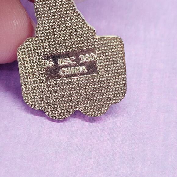 Busch Light Beer Mens Gymnastics Team USA Olympic Rings Lapel Hat Pin Badge - Picture 5 of 6